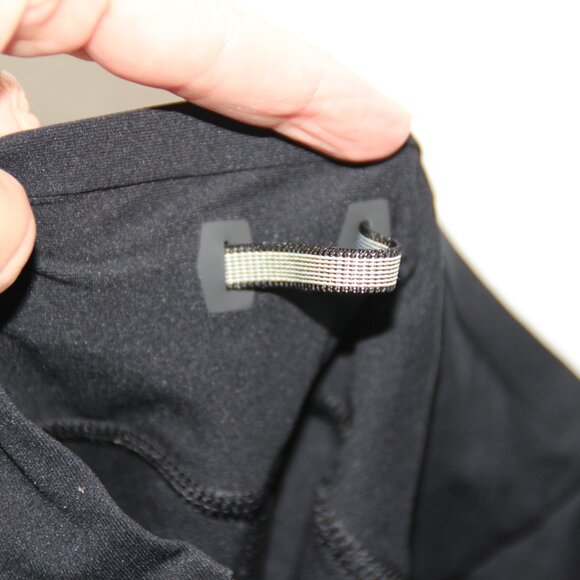 ON Cloud Running Movement Active Tights Women's Size XS Black Athletic - Picture 8 of 8